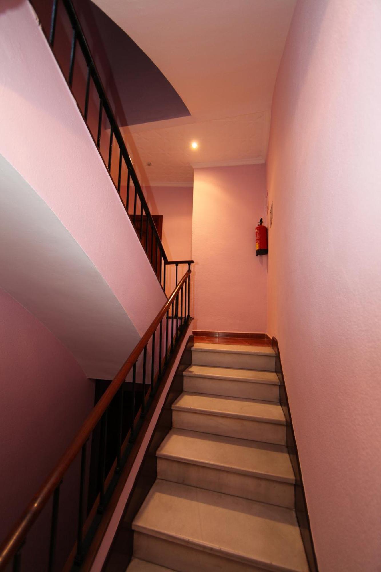 Hostal Victoria Malaga Exterior photo