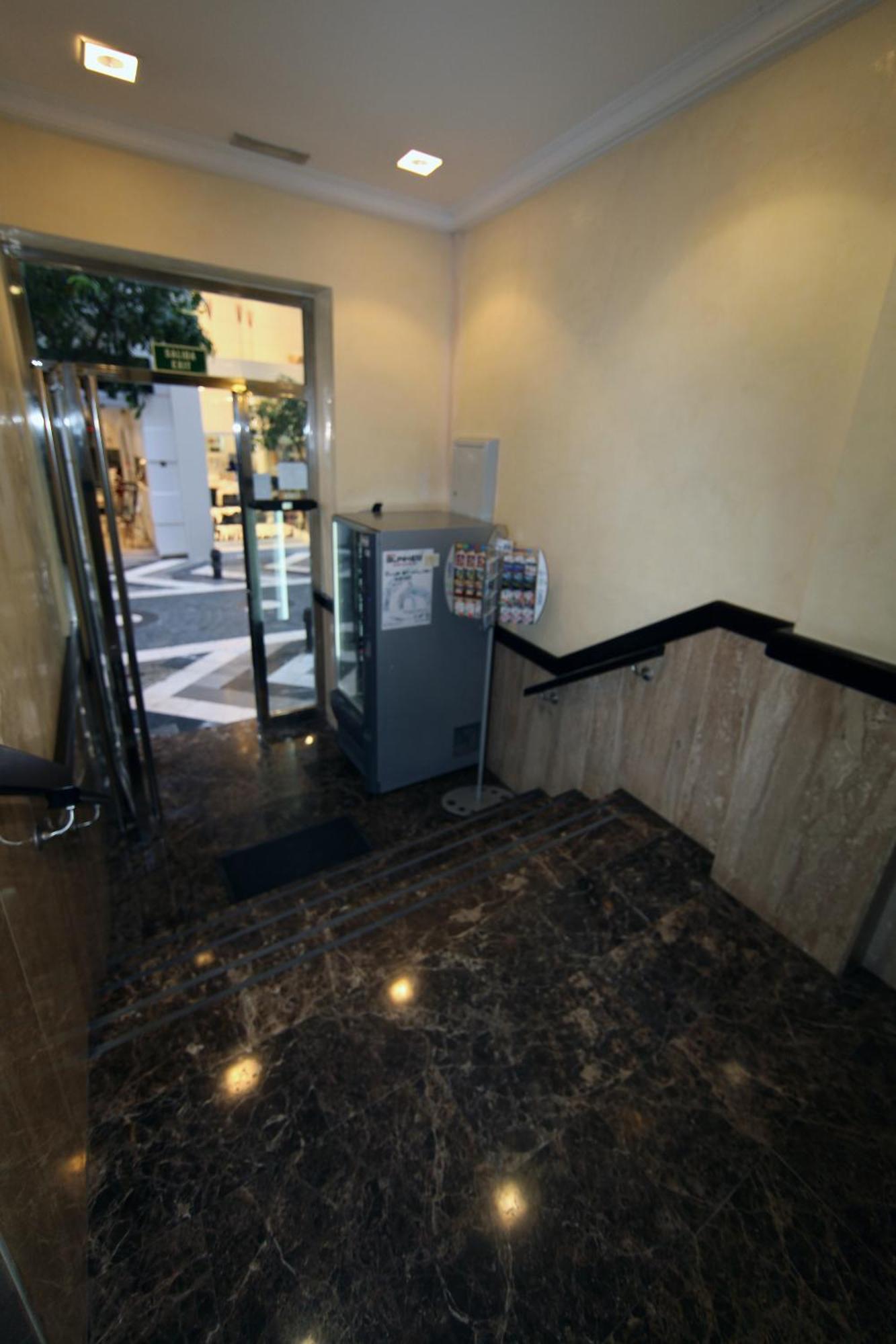 Hostal Victoria Malaga Exterior photo