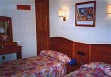 Hostal Victoria Malaga Exterior photo